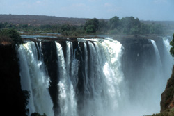 GEO-Naturreisen - Naturreisen weltweit - Zimbabwe - tosende Wasserflle